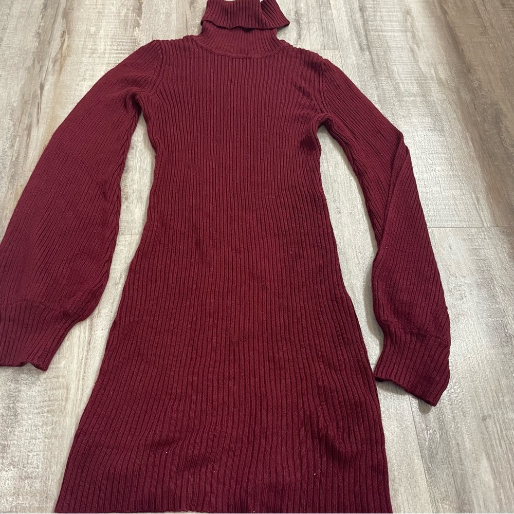 Tularosa Brisk Turtleneck ribbed sweater Dress in Burgundy XS
